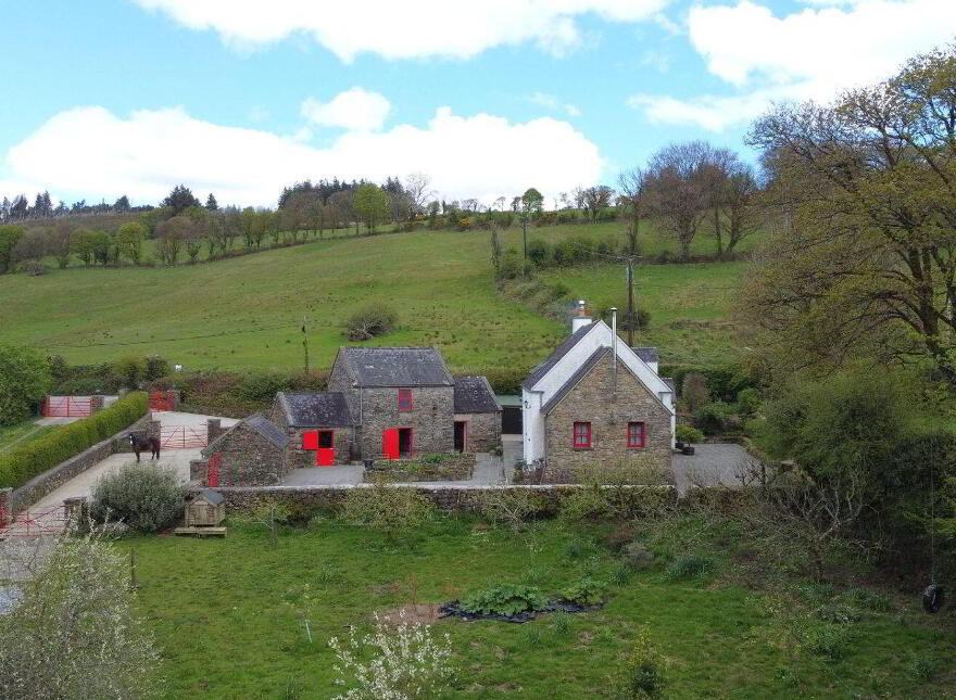 Doras Na Brionna, Ballycorban, Scarriff, V94A4CW