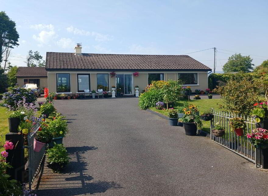 Hillgrove House, Laharn, Killorglin, V93R260