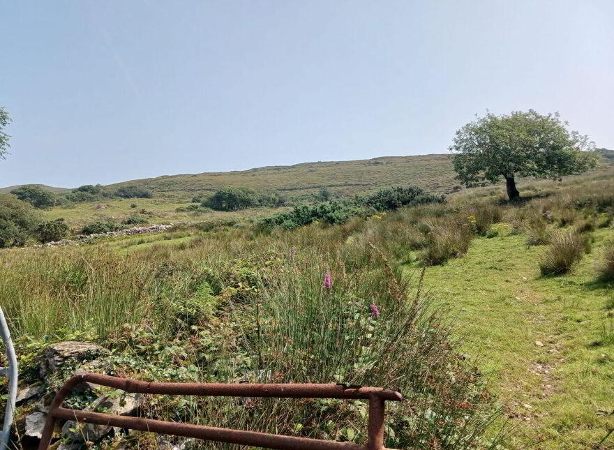 Spunkane Hill, Waterville, Ballinskelligs, V23FN74