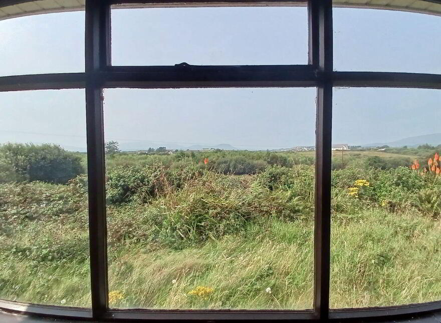 Spunkane Hill, Waterville, Ballinskelligs, V23FN74