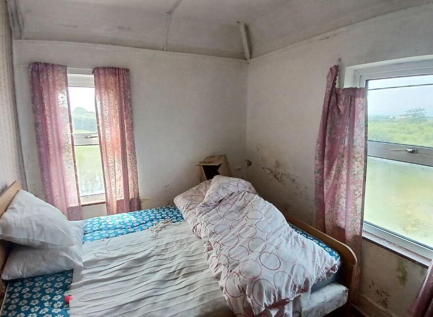 Spunkane Hill, Waterville, Ballinskelligs, V23FN74