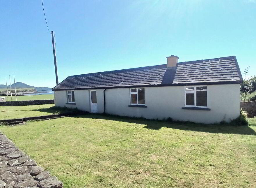 Sea View Cottage, Main Street, Waterville, V23YA22