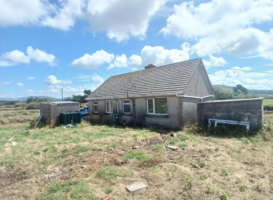 Ballycarbery East, Castlequin, Cahersiveen, V23N825