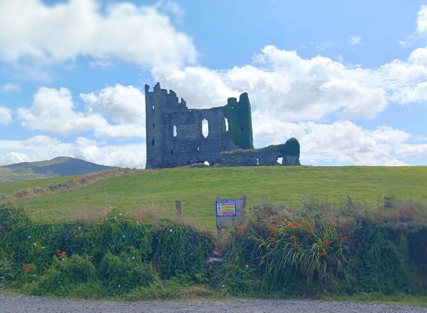 Ballycarbery East, Castlequin, Cahersiveen, V23N825