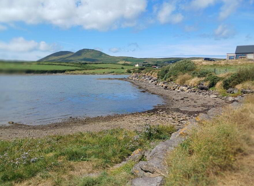 Ballycarbery East, Castlequin, Cahersiveen, V23N825
