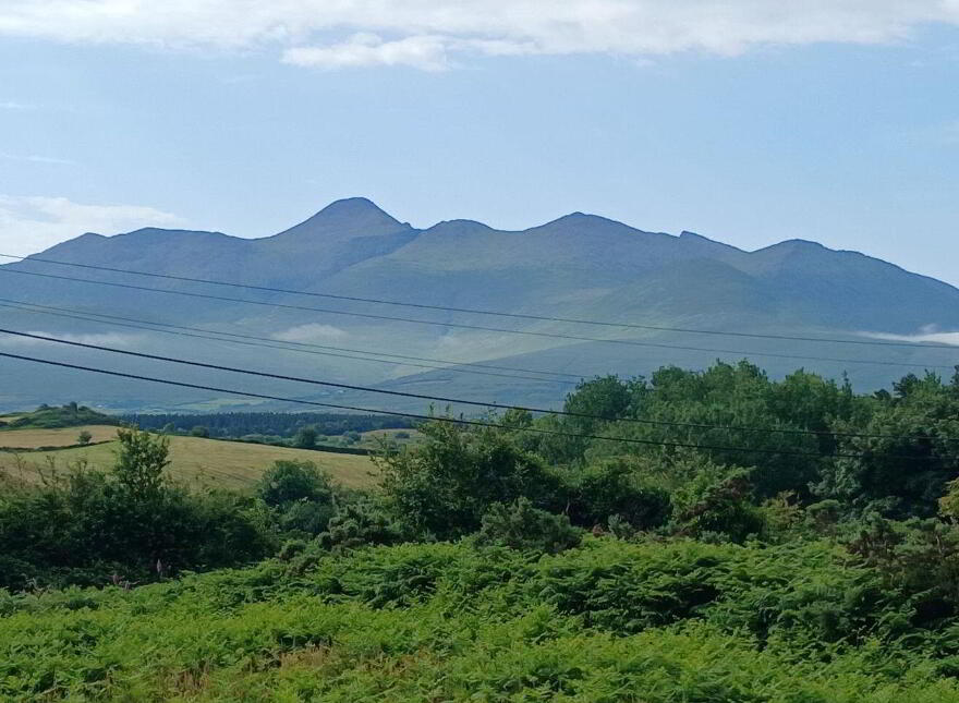 Reeks View Lodge, Ownagarry, Killorglin, V93R2K8