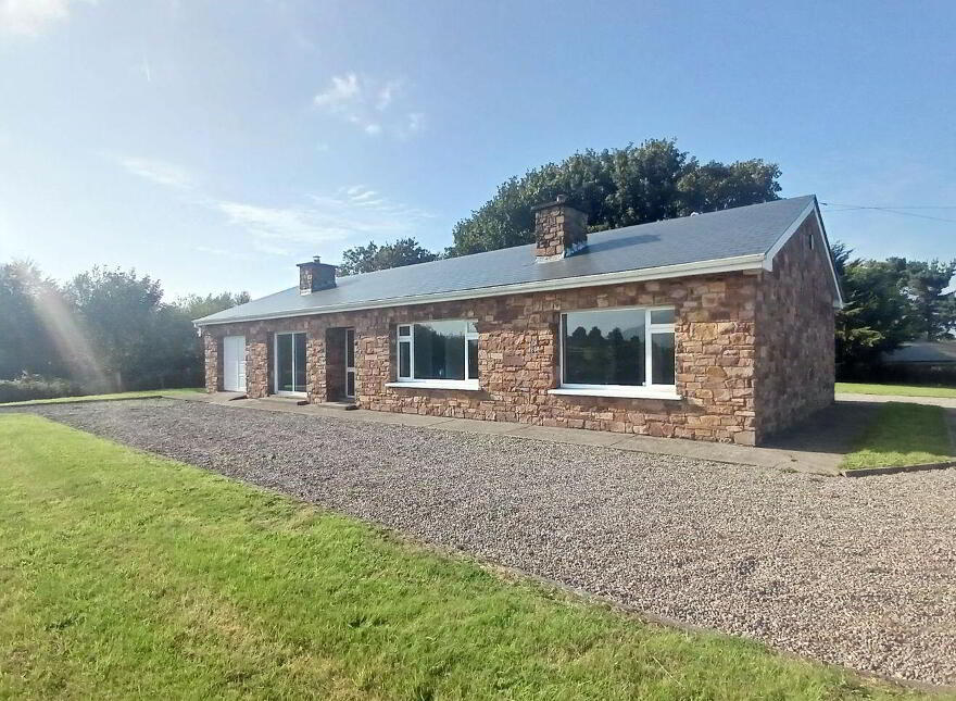 Reeks View Lodge, Ownagarry, Killorglin, V93R2K8