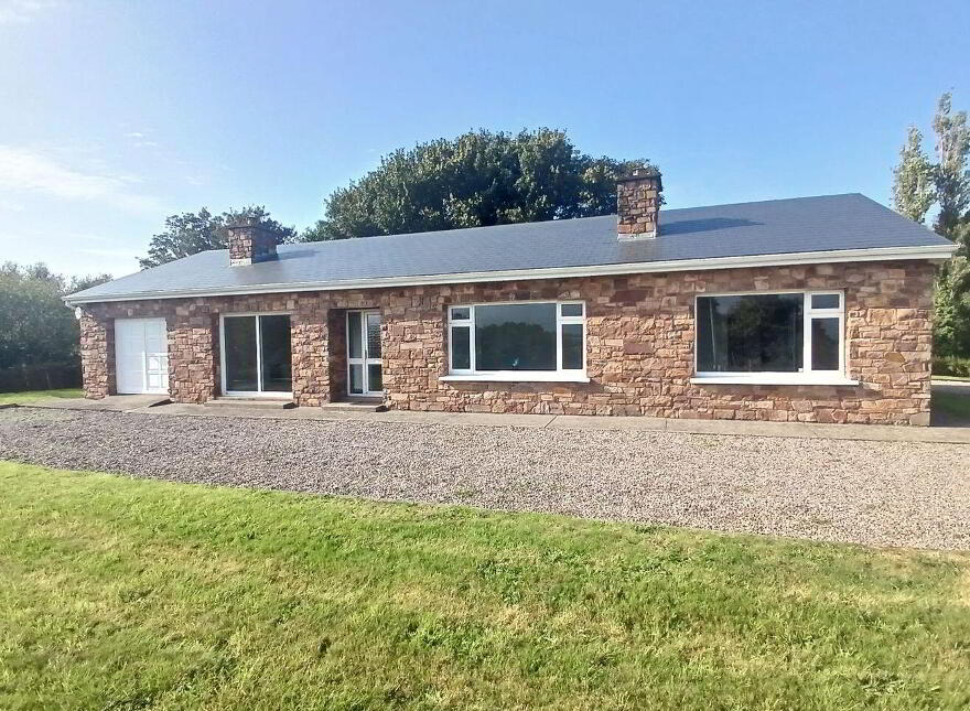 Reeks View Lodge, Ownagarry, Killorglin, V93R2K8
