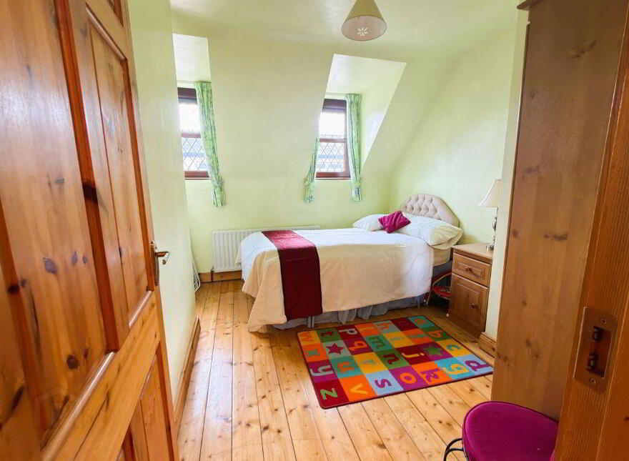 Island Road, Newmarket, P51K2R0
