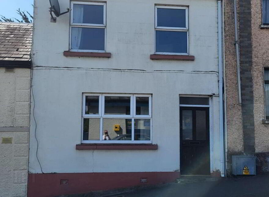 Bridge Street, Scarriff, V94XY2Y