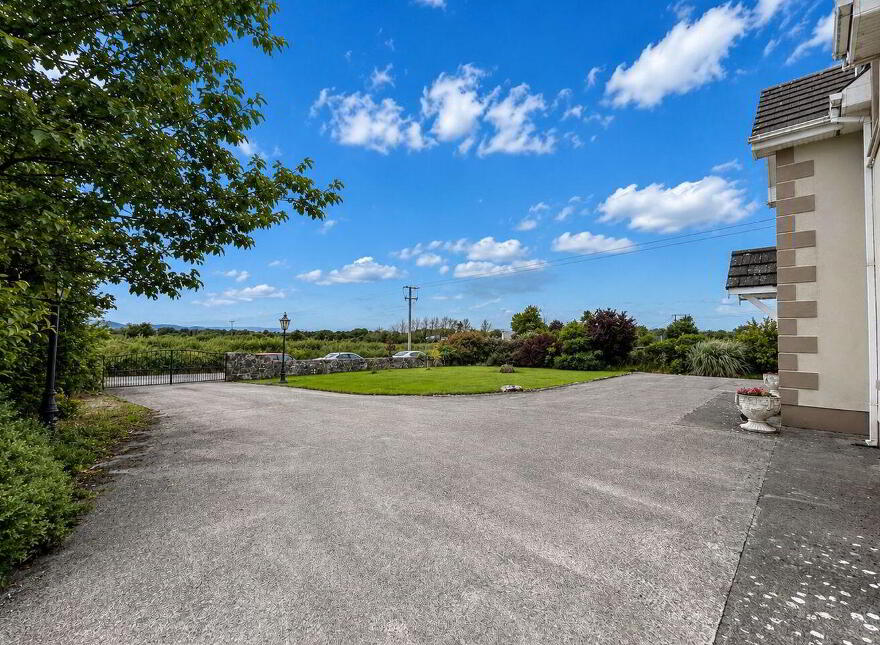"Tawnagh House", Tawnagh West, Tirneevin, Gort, H91X2PE