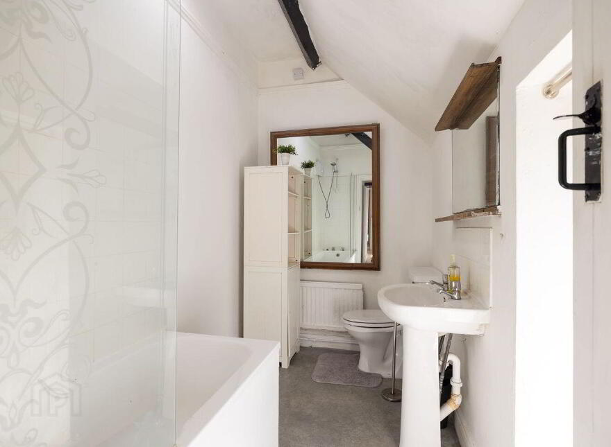 Station House, Campile, New Ross, Y34XY76