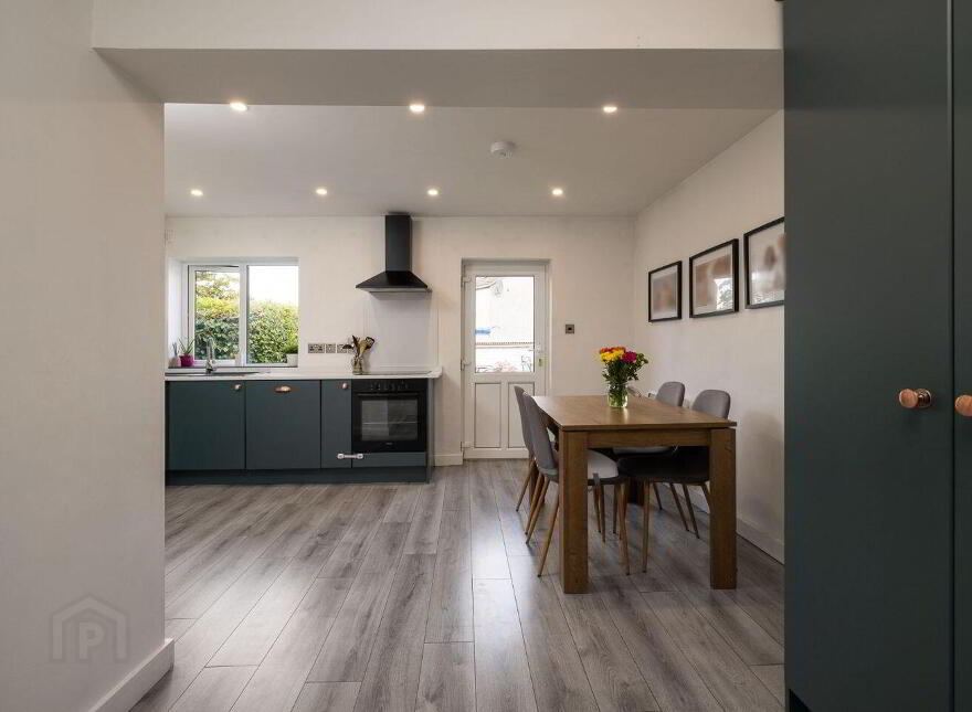 56 Jkl Place, New Ross, Y34ND25