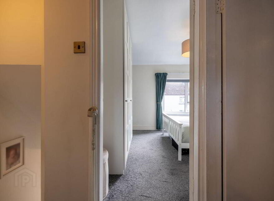 56 Jkl Place, New Ross, Y34ND25