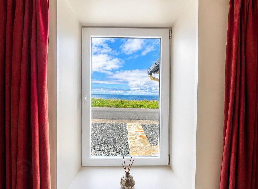 Seafield, Quilty, V95N1W9