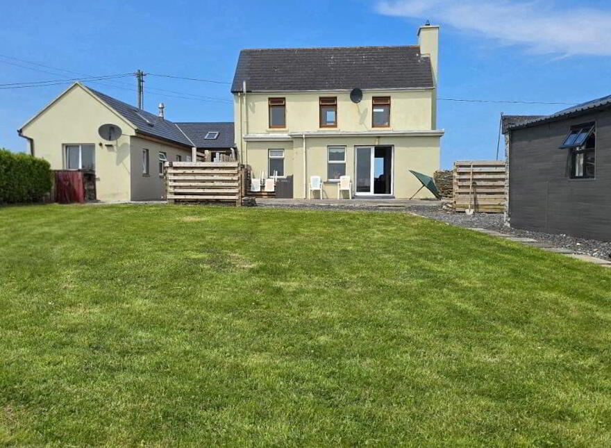 Seafield, Quilty, V95N1W9