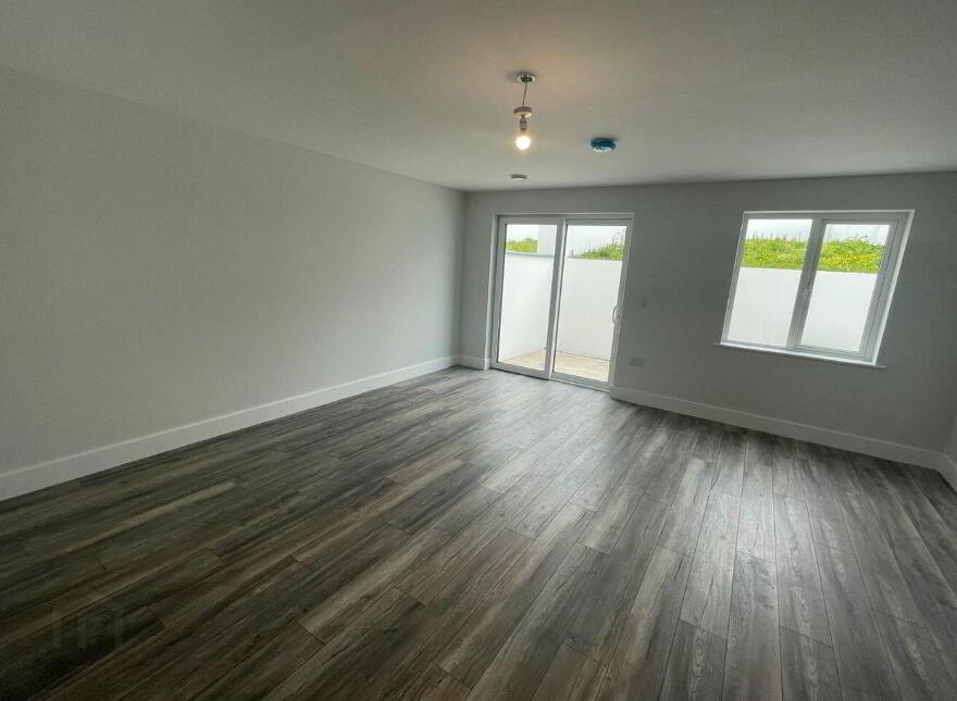 4 Davin Court, Redgate Road, Clareview, V9495N5