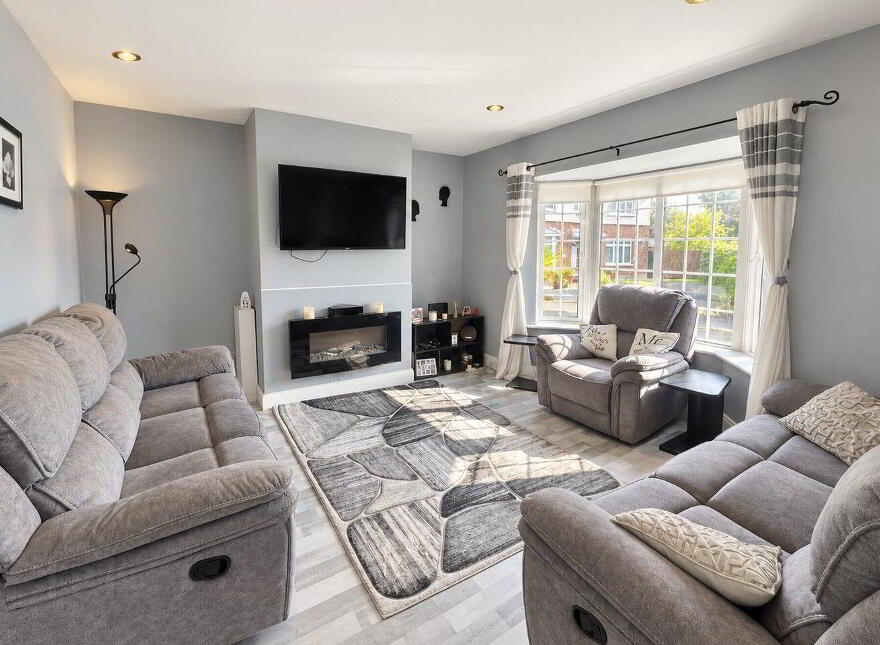 Fionnghlas, 4 Annavilla Grove, Westbury, Westbury, V94T10R