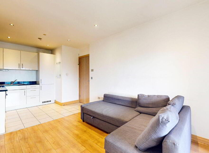 Apartment 9 Oak House Carrickmines Green, Carrickmines, D18DK38
