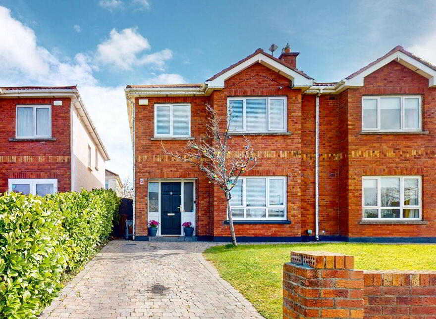 19 Carrigmore Downs, Saggart, Saggart, D24H974 photo