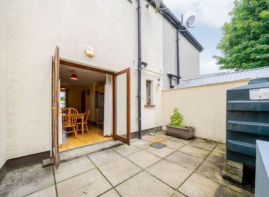 2 Providence Road, Foxford, F26V218