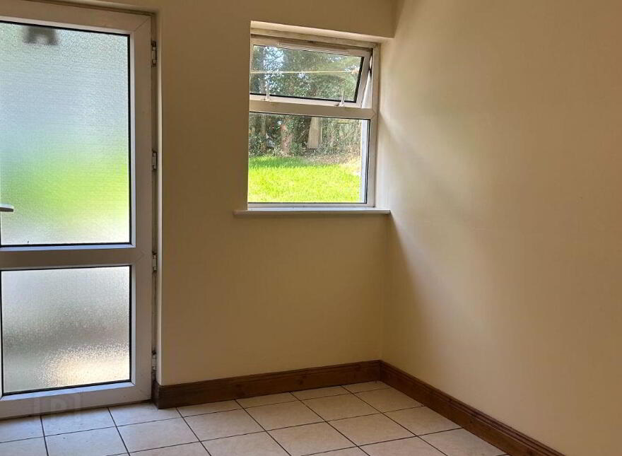 24 Viewpoint, Pound Road, Castlebar, F23DC89