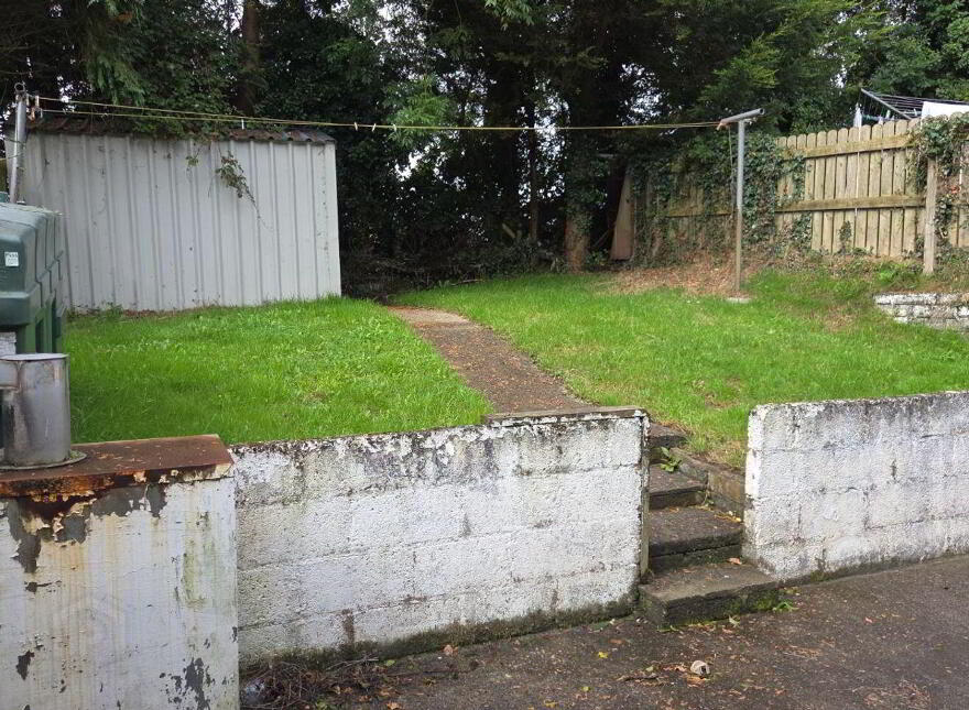 24 Viewpoint, Pound Road, Castlebar, F23DC89