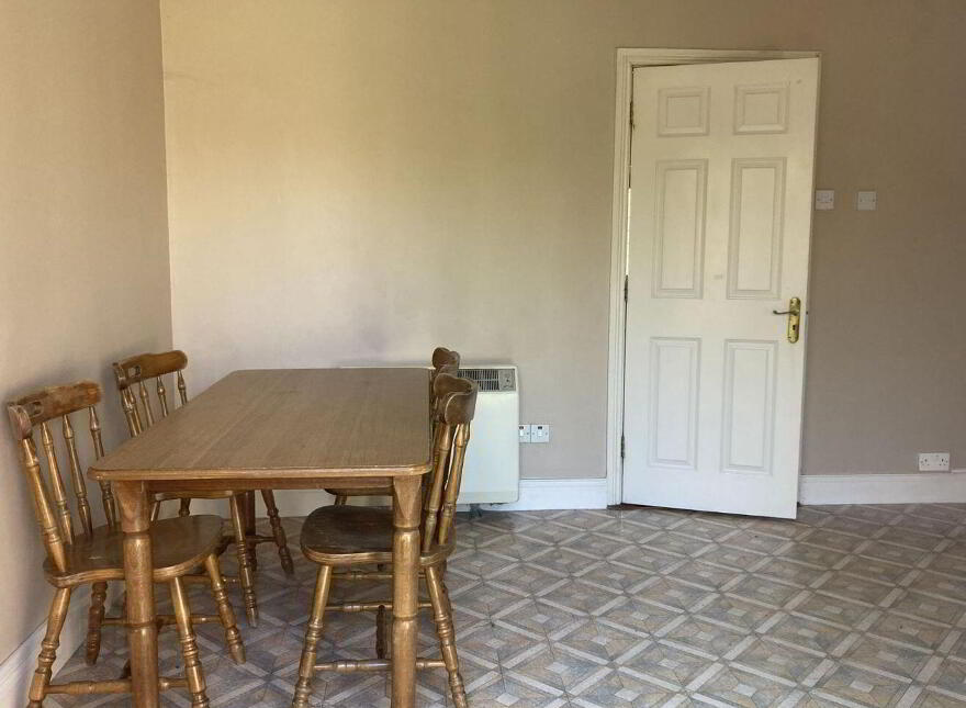57 Rosemount, Clongour, Thurles, E41YY98