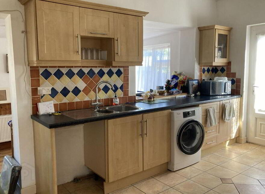"Dromore", Cabra Road, Ballycurrane, Thurles, E41D370