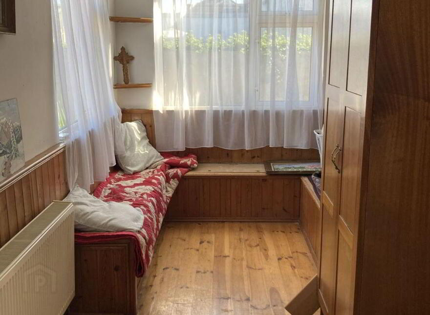 "Dromore", Cabra Road, Ballycurrane, Thurles, E41D370