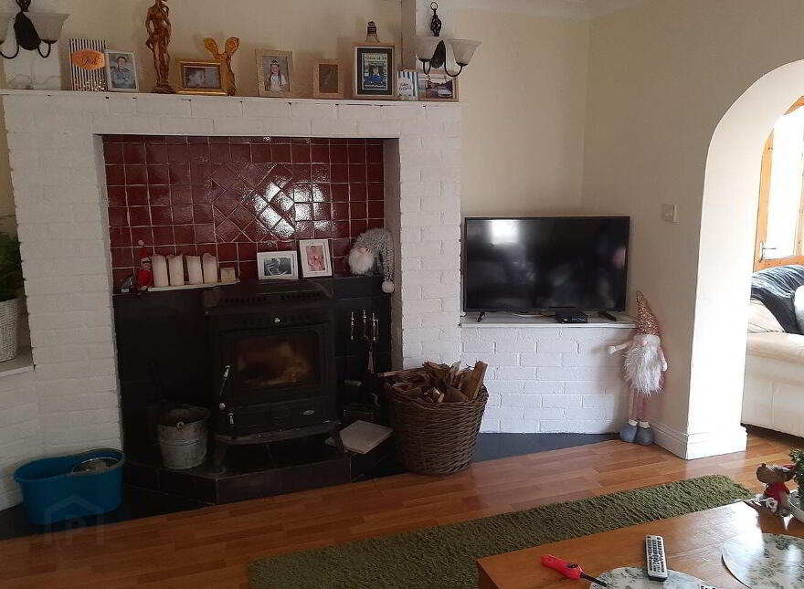 Bellacagher Lodge, Bellacagher, Ballintubber, F45XE84