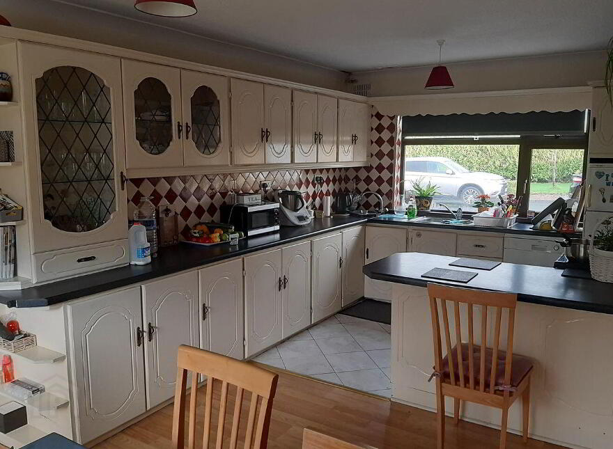 Bellacagher Lodge, Bellacagher, Ballintubber, F45XE84