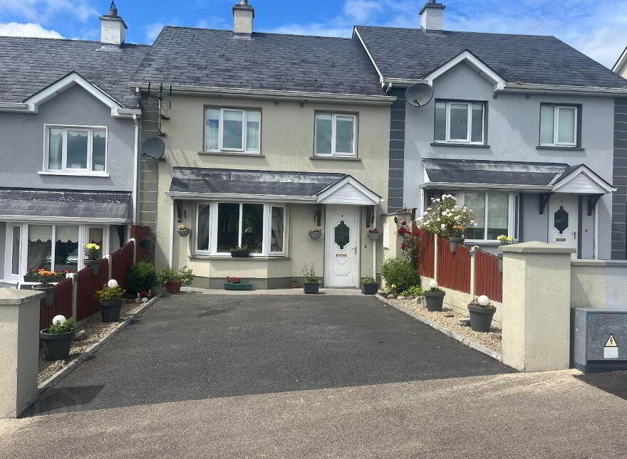 8 Castlebawn, Ballintubber, Castlerea, F45WC99