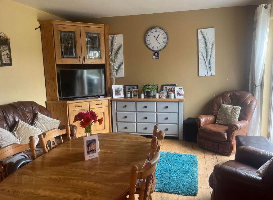 8 Castlebawn, Ballintubber, Castlerea, F45WC99