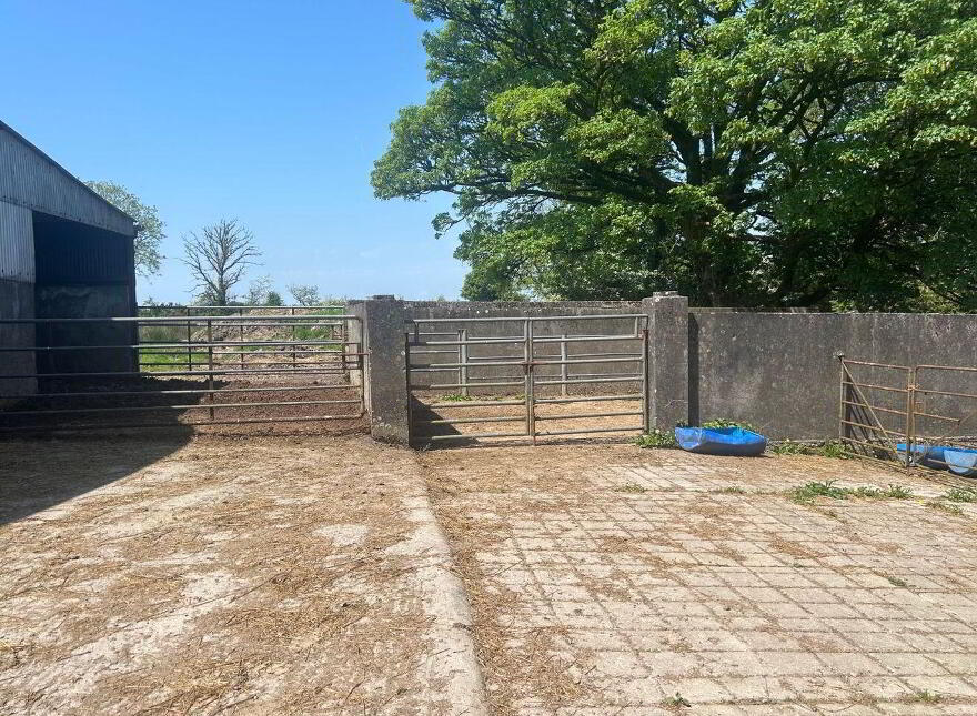 Lissalway, Castlerea, F45NC04
