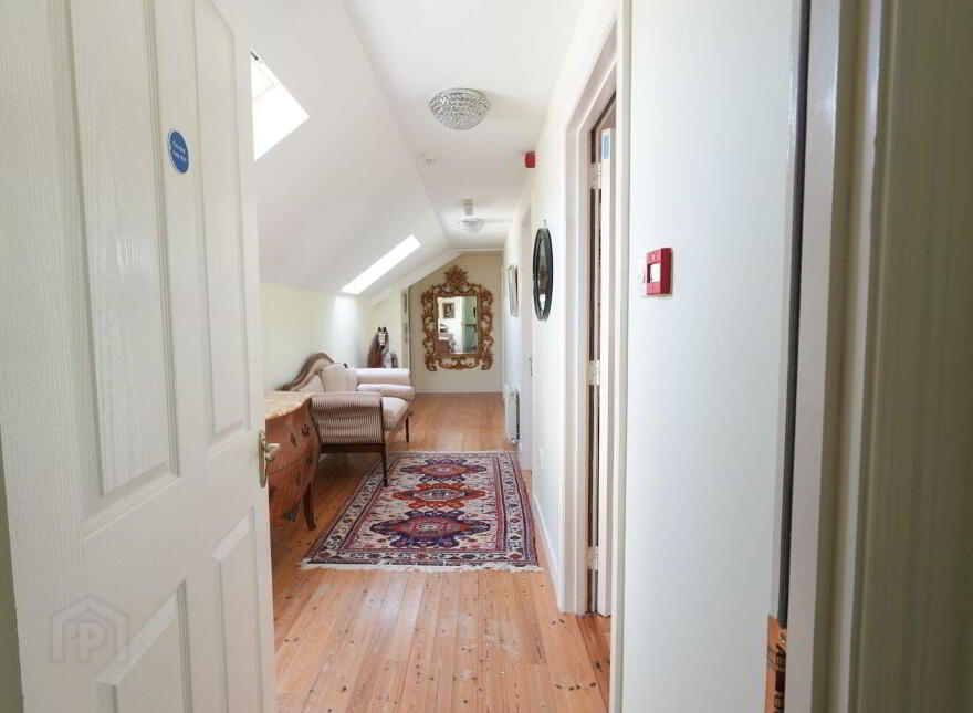 Marieville, The Village, Cheekpoint, Cheekpoint, X91H127
