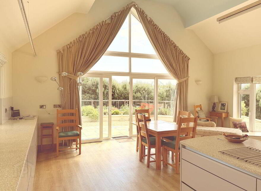Suaimhneas, Church Road, Duncannon, Y34AE13