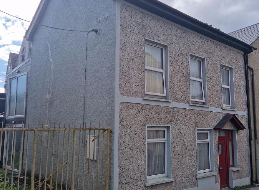 Corner House, Market Street, Bantry, P75X394 photo