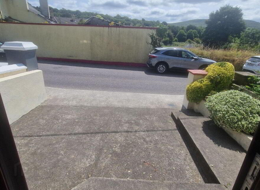 Church Road, Durrus, P75P406