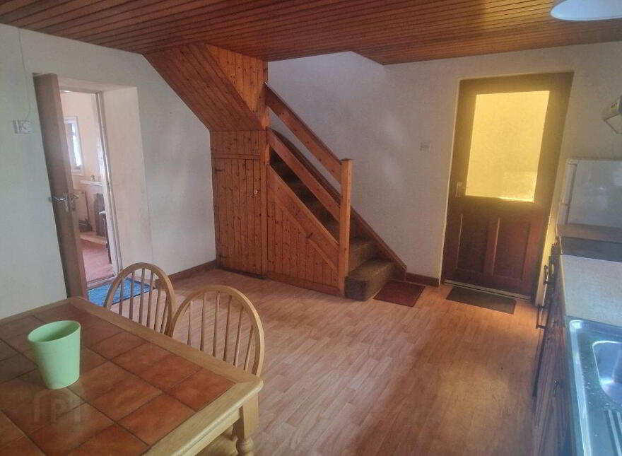 Church Road, Durrus, P75P406