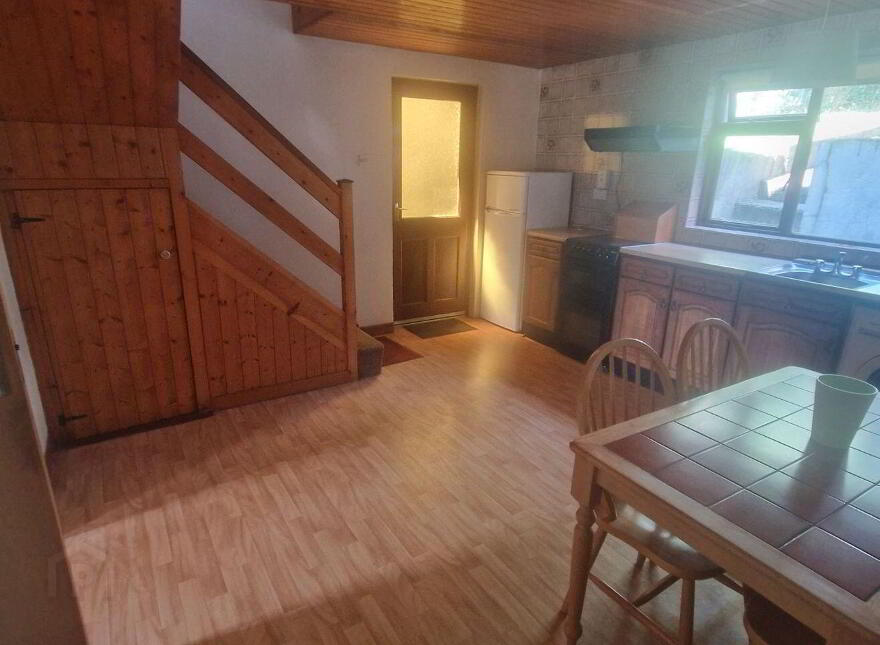 Church Road, Durrus, P75P406