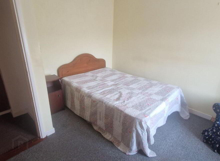 Church Road, Durrus, P75P406