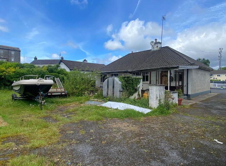 Springfield, Castlebar, F23WN80