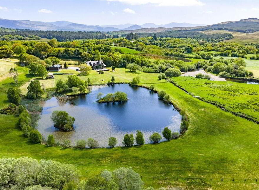 Swan House, Dromore Old, Templenoe, Templenoe, V93KT72