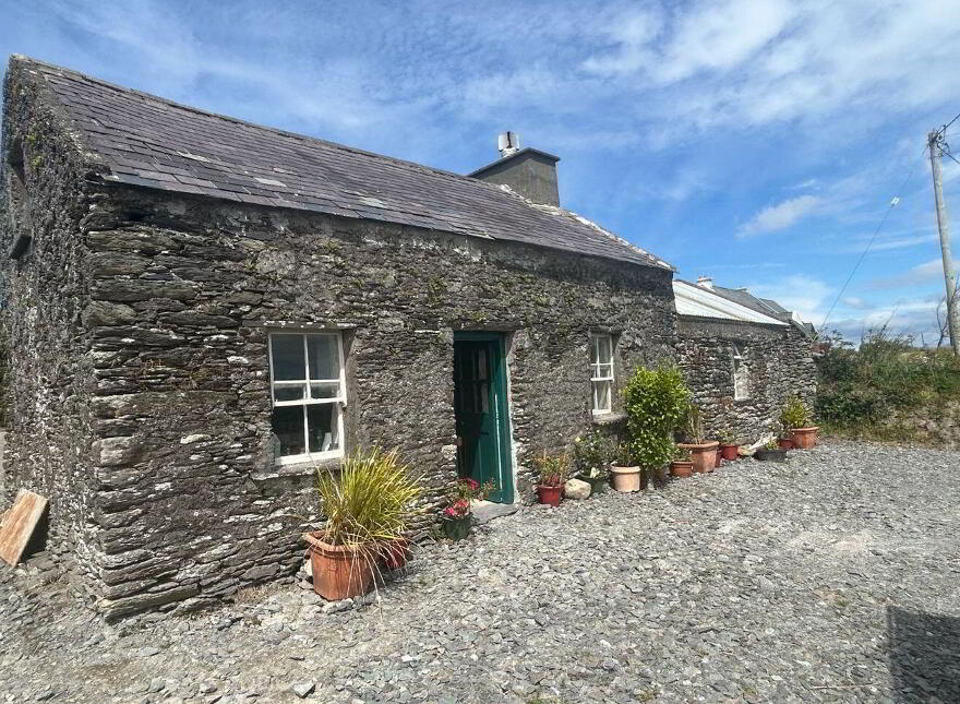 Tinnies Upper, Valentia Island, V23TC78 photo