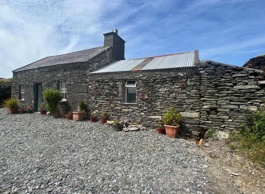 Tinnies Upper, Valentia Island, V23TC78