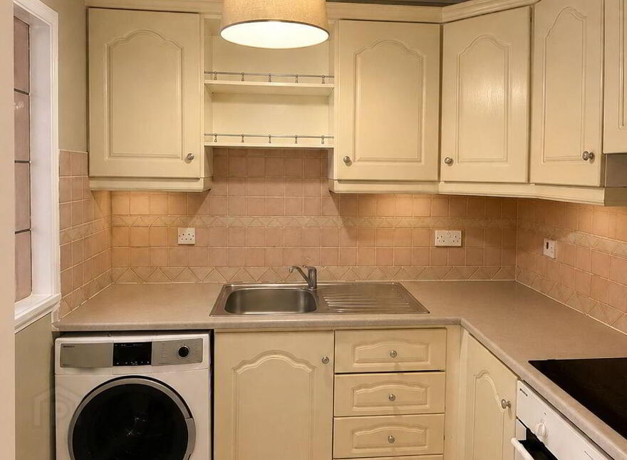 4 The Elms, Forster Street, Galway City Centre, H91EHX3