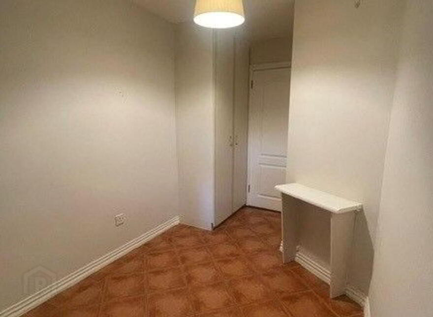 4 The Elms, Forster Street, Galway City Centre, H91EHX3
