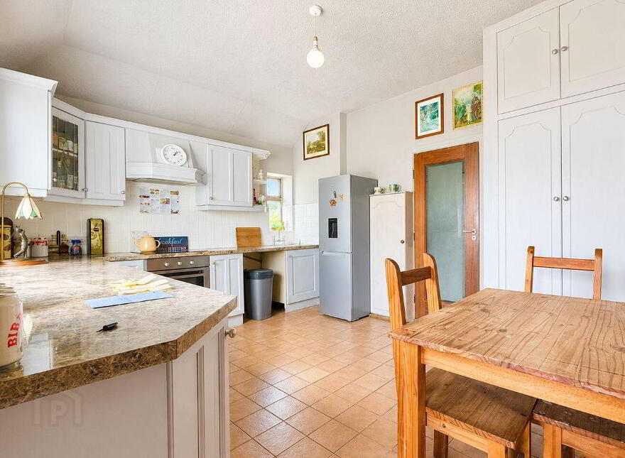 Lillyput, Ballymahon Road, Athlone, N37FY82
