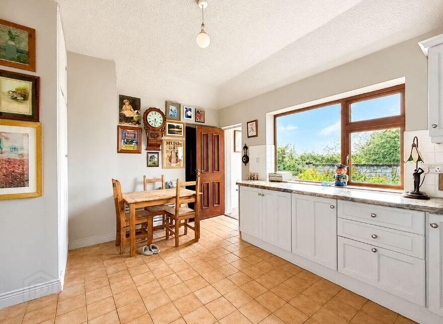 Lillyput, Ballymahon Road, Athlone, N37FY82